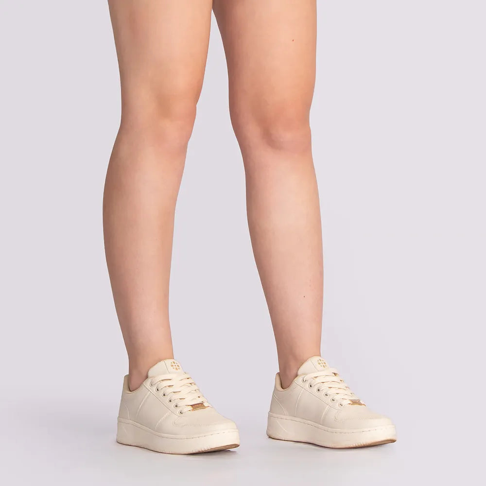 Off White Monochromatic Recortes Sneaker
