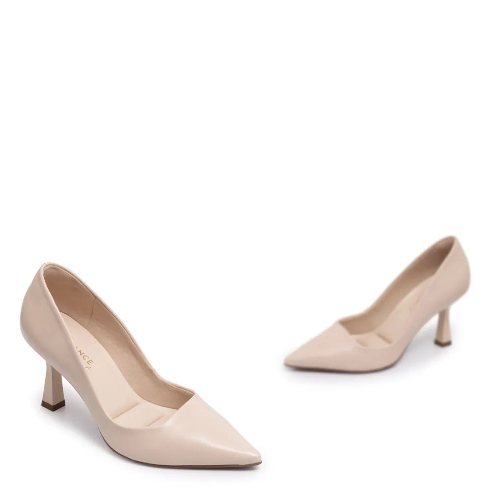 Off White Comfort Pump