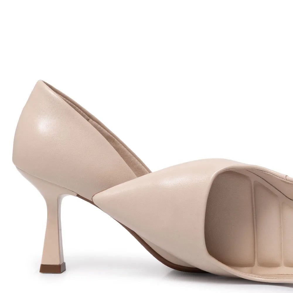 Off White Comfort Pump