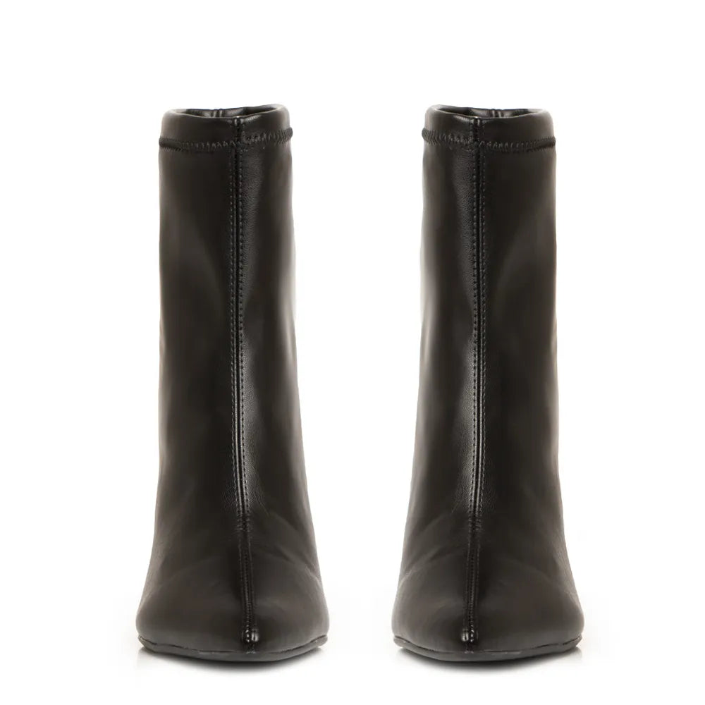Black Easy Fit Ankle Boot