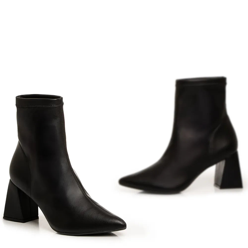 Black Easy Fit Ankle Boot